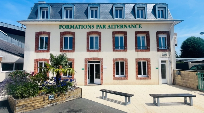 PAUSE CAFE GRANVILLE & LA MFR DE GRANVILLE PAUSE CAFE GRANVILLE & LA MFR DE GRANVILLE