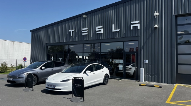 Pause Café Caen x Tesla Caen Pause Café Caen x Tesla Caen