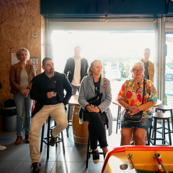 Échanges à La Petite Surface