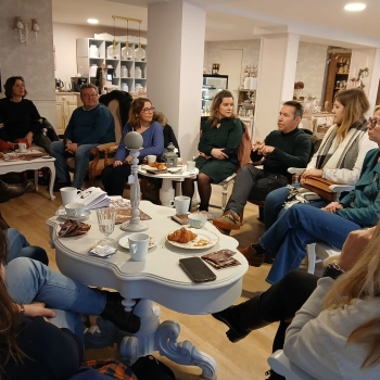 Petit dej Pause café Lisieux au Charme d'Antan à Honfleur - Réseau Pause Café en Normandie Petit dej Pause café Lisieux au Charme d'Antan à Honfleur